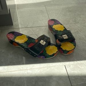 Hand painted flower slide